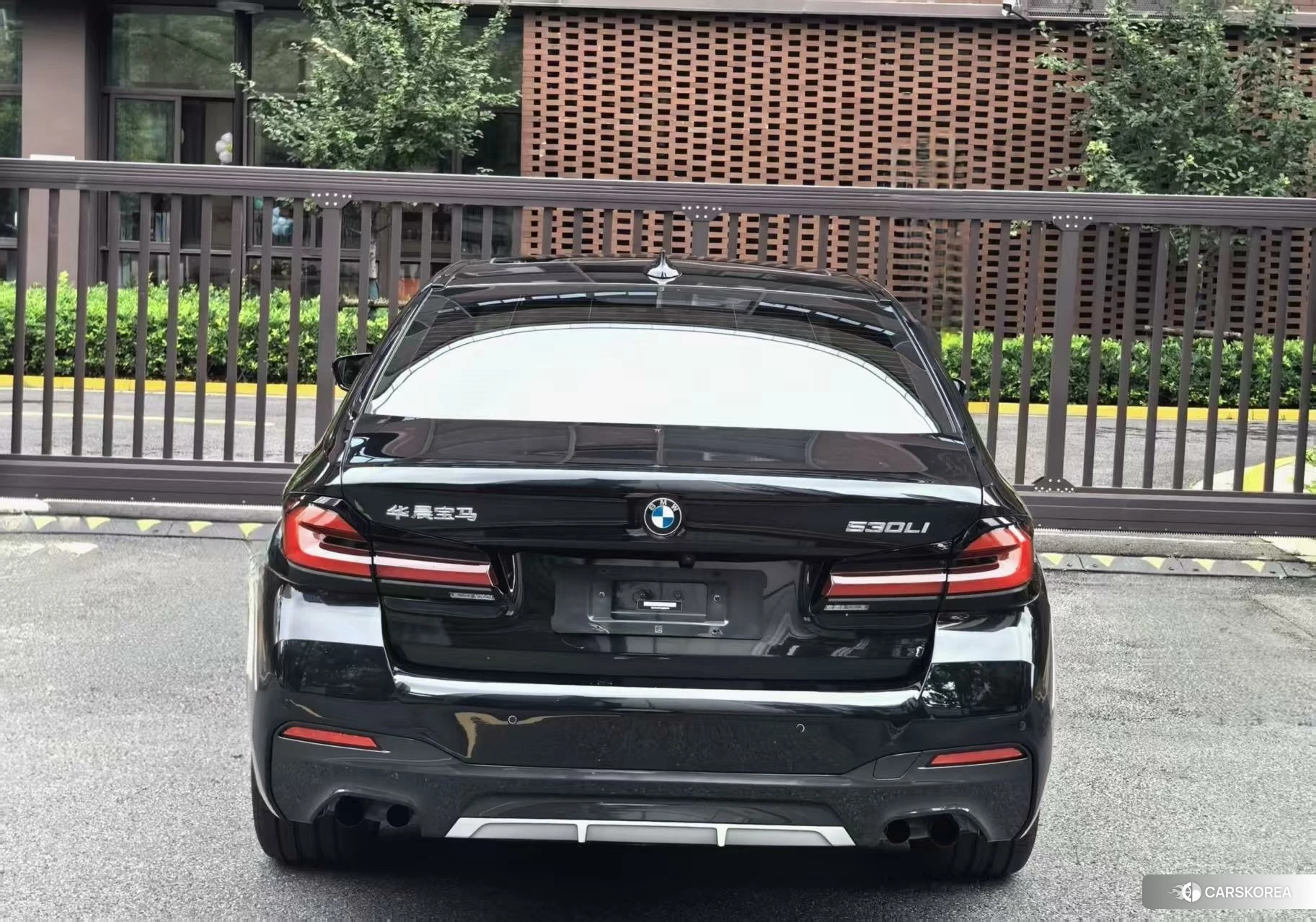 BMW 5 series 2021 Черный из Китая, фото 4