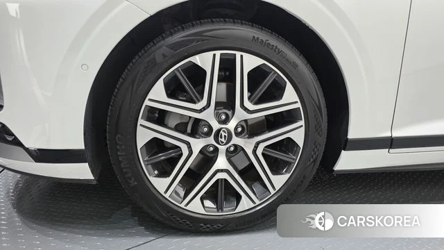 Hyundai Grandeur (GN7) id 4329906 из Кореи 30
