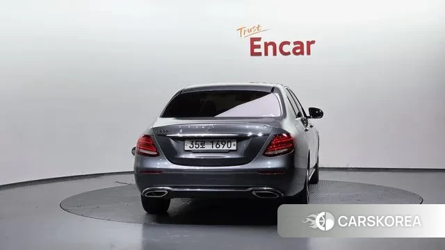 Mercedes-Benz E-Class W213 id 3024448 из Кореи 14