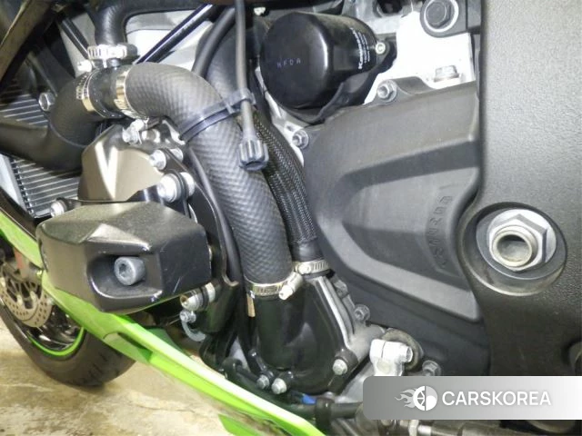 Engine photo