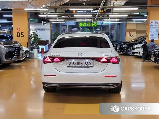 Mercedes-Benz E-Class W214 id 3502477 из Кореи 14