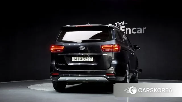 Kia The New Carnival id 3357143 из Кореи 14