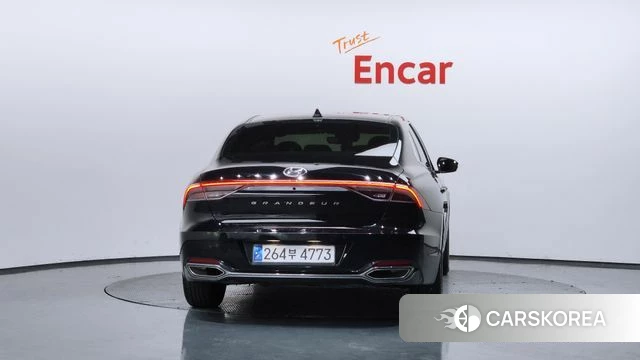 Hyundai The New Grandeur IG id 3878517 из Кореи 14