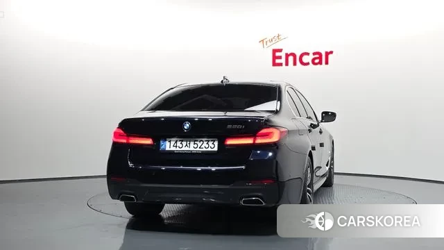 BMW 5 Series (G30) id 3355054 из Кореи 14