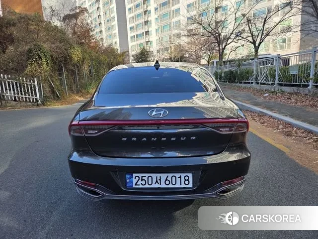 Hyundai The New Grandeur IG Hybrid id 3459366 из Кореи 14