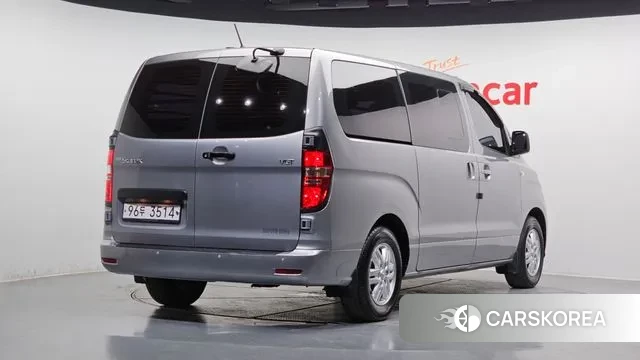 Hyundai The New Grand Starex id 3541319 из Кореи 14