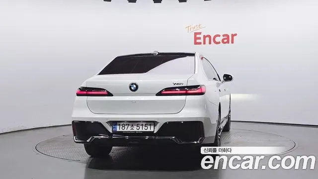 BMW 7 Series (G70) id 2879075 из Кореи 14