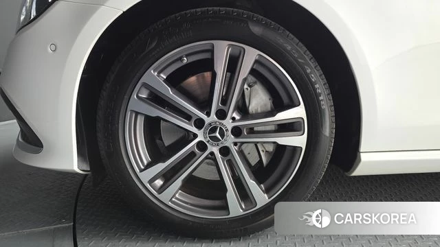 Mercedes-Benz E-Class W213 id 3954328 из Кореи 14
