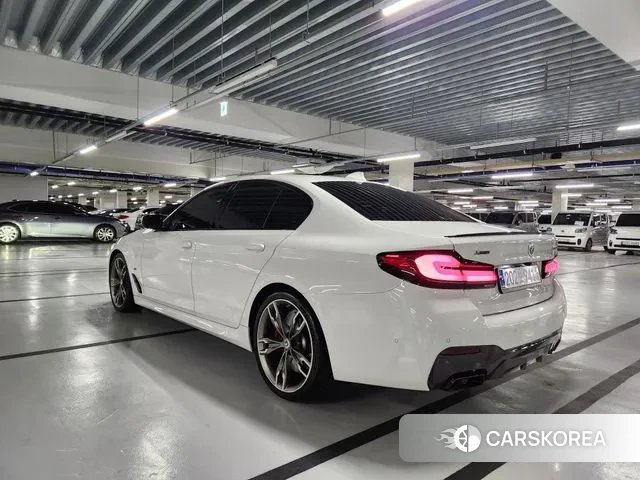 BMW 5 Series (G30) id 3415758 из Кореи 14