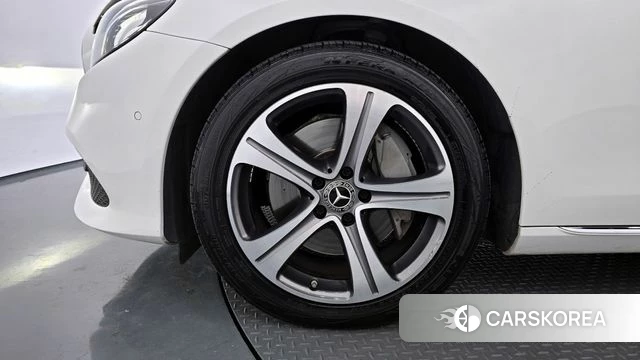 Mercedes-Benz E-Class W213 id 4294858 из Кореи 26