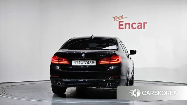 BMW 5 Series (G30) id 4325166 из Кореи 28