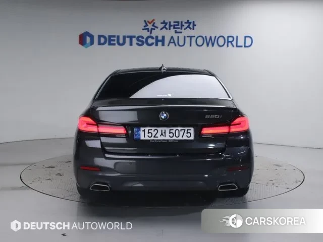 BMW 5 Series (G60) id 3420572 из Кореи 14