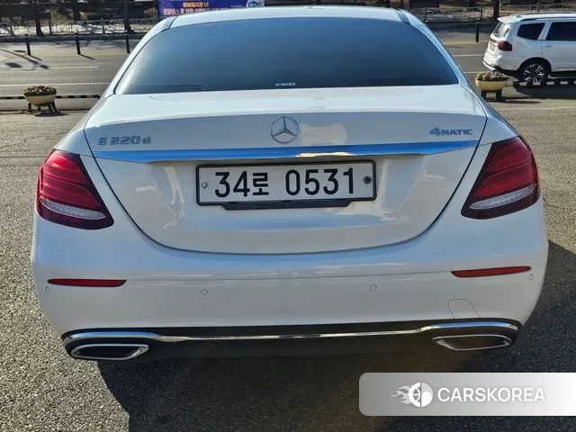 Mercedes-Benz E-Class W213 id 3631607 из Кореи 14