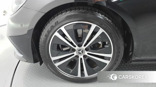 Mercedes-Benz E-Class W213 id 4779822 из Кореи 25