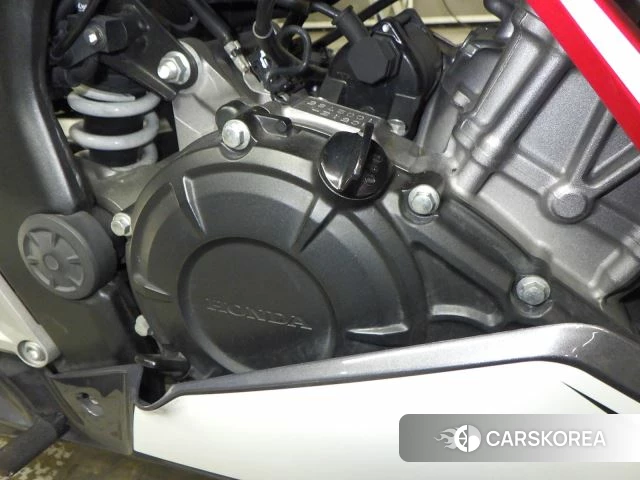 Engine photo