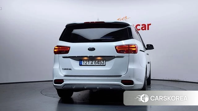 Kia The New Carnival id 4632845 из Кореи 25