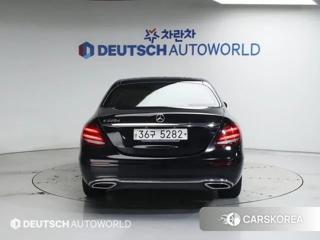 Mercedes-Benz E-Class W213 id 3325098 из Кореи 14