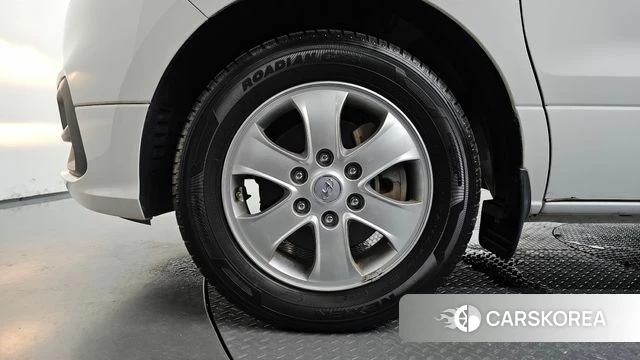 Hyundai The New Grand Starex id 4562244 из Кореи 28