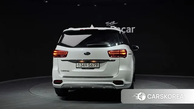 Kia The New Carnival id 3587841 из Кореи 14