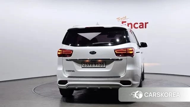 Kia The New Carnival id 3666211 из Кореи 14