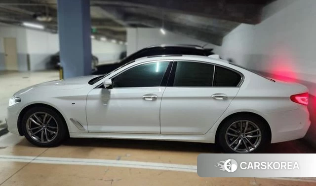 BMW 5 Series (G30) 2018 Белый из Кореи, фото 6