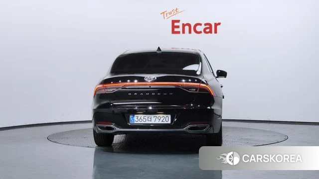 Hyundai The New Grandeur IG Hybrid id 3941095 из Кореи 14