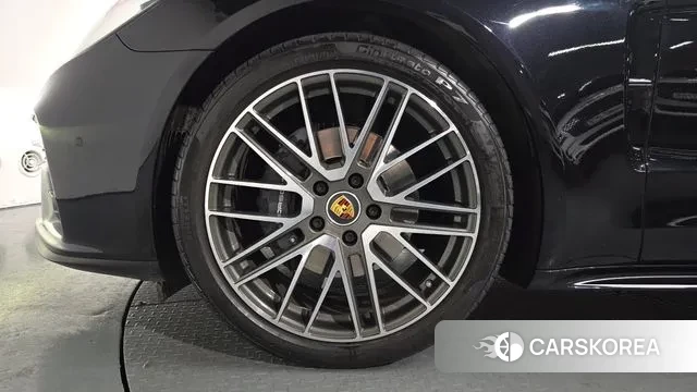 Porsche Panamera (971) id 3508002 из Кореи 14