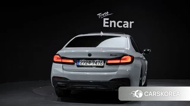 BMW 5 Series (G30) id 3378666 из Кореи 14