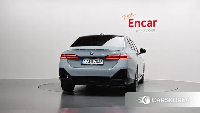 BMW 5 Series (G60) id 3410244 из Кореи 14