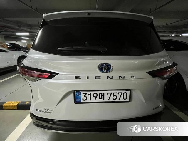 Toyota Sienna 4th Generation 2025 Белый из Кореи, фото 5