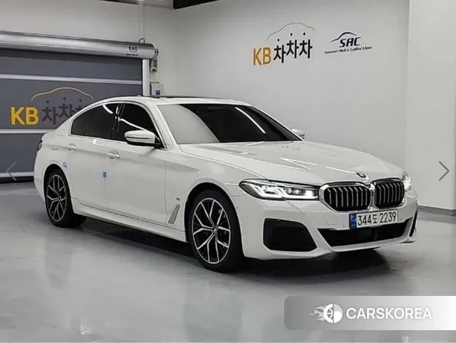 BMW 5 Series (G30) id 3478917 из Кореи 12