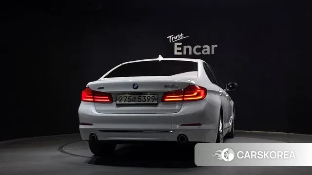 BMW 5 Series (G30) id 3612293 из Кореи 14