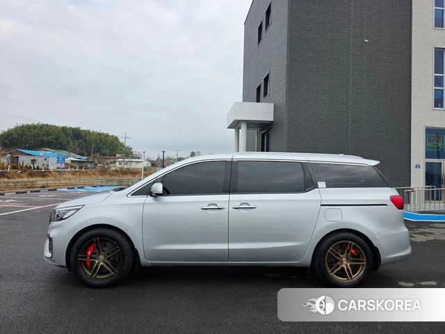 Kia The New Carnival id 4225469 из Кореи 14