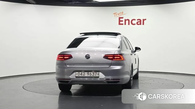 Volkswagen Passat GT (B8) id 4339765 из Кореи 14