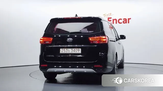 Kia The New Carnival id 3391556 из Кореи 14