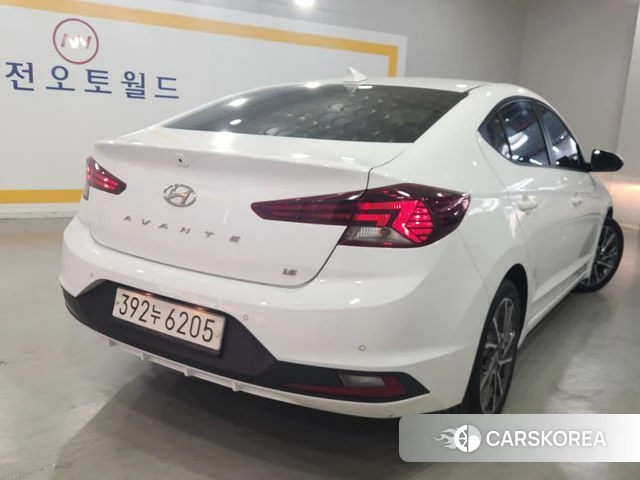 Hyundai The New Avante AD id 3823885 из Кореи 13