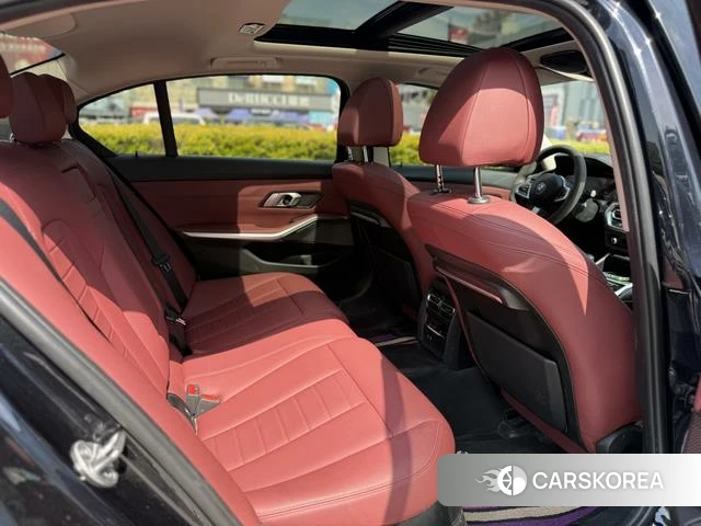 BMW 3 series 2021 Черный из Китая, фото 6