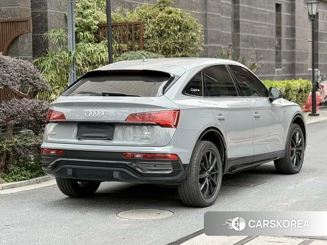 Audi Q5L Sportback id 4210862 из Китая 9