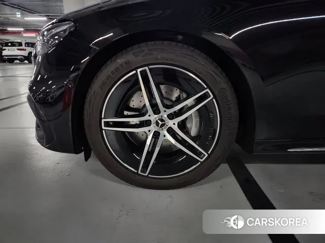 Mercedes-Benz E-Class W214 id 3757743 из Кореи 14