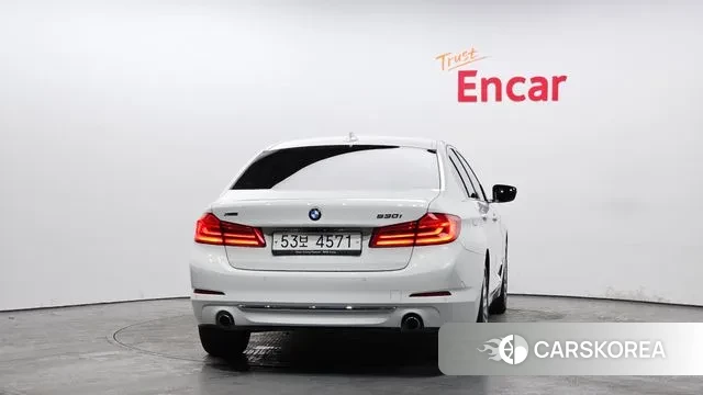 BMW 5 Series (G30) id 3641401 из Кореи 14