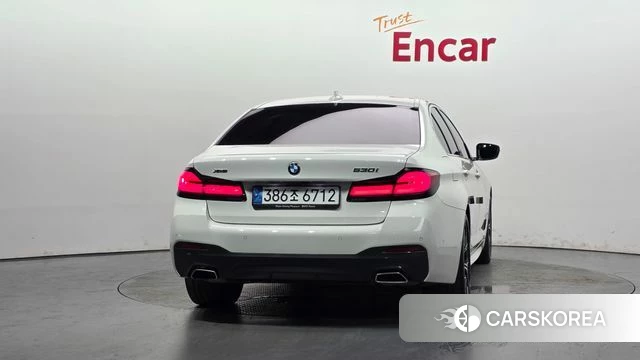 BMW 5 Series (G30) id 4529225 из Кореи 28