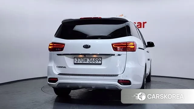 Kia The New Carnival id 3474386 из Кореи 14