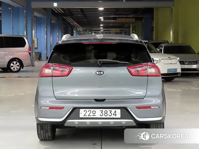Kia Niro id 3608436 из Кореи 14