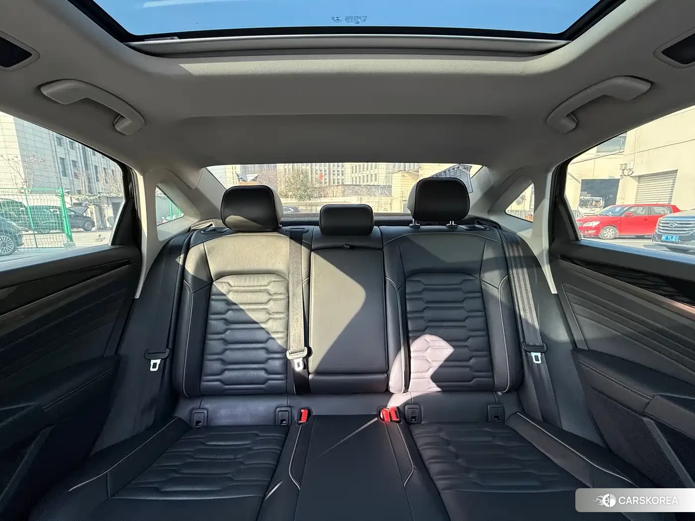 Volkswagen Passat id 4546533 из Китая 26