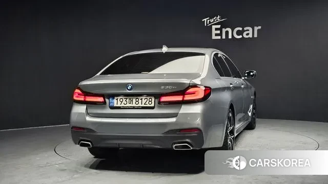 BMW 5 Series (G30) id 3610808 из Кореи 14