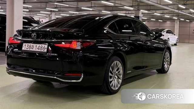 Lexus ES300h 7th generation id 4561768 из Кореи 14