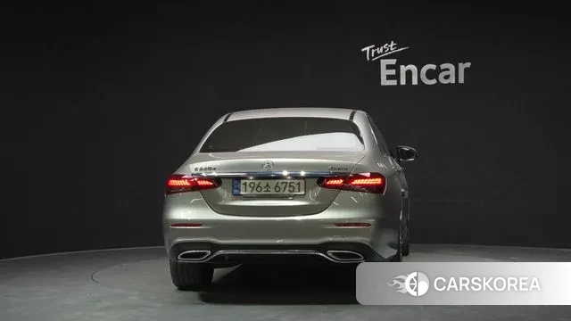 Mercedes-Benz E-Class W213 id 3577198 из Кореи 14