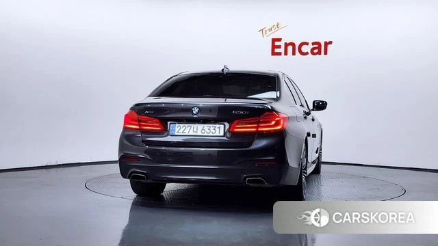 BMW 5 Series (G30) id 4363102 из Кореи 28