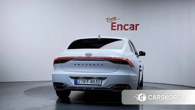 Hyundai The New Grandeur IG Hybrid id 4282421 из Кореи 28