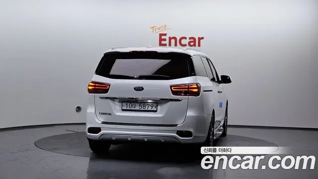 Kia The New Carnival id 2269442 из Кореи 14